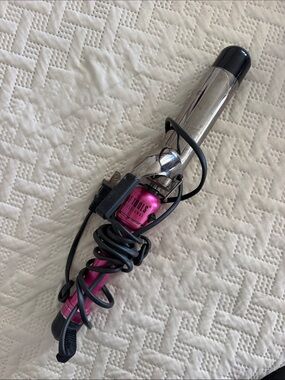Pink Curling Iron for Women - Professional Hair Styling Tool